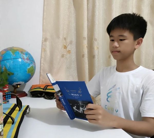 初二（2）班 胡安品.jpg